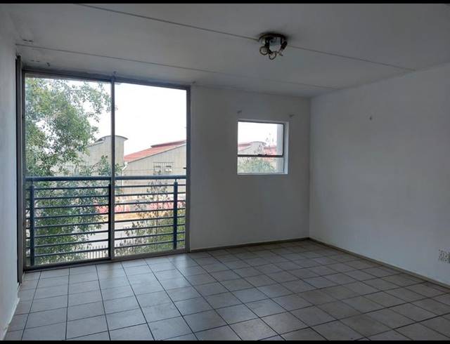 1 BEDROOM PROPERTY TO RENT IN BRAAMFONTEIN WERF